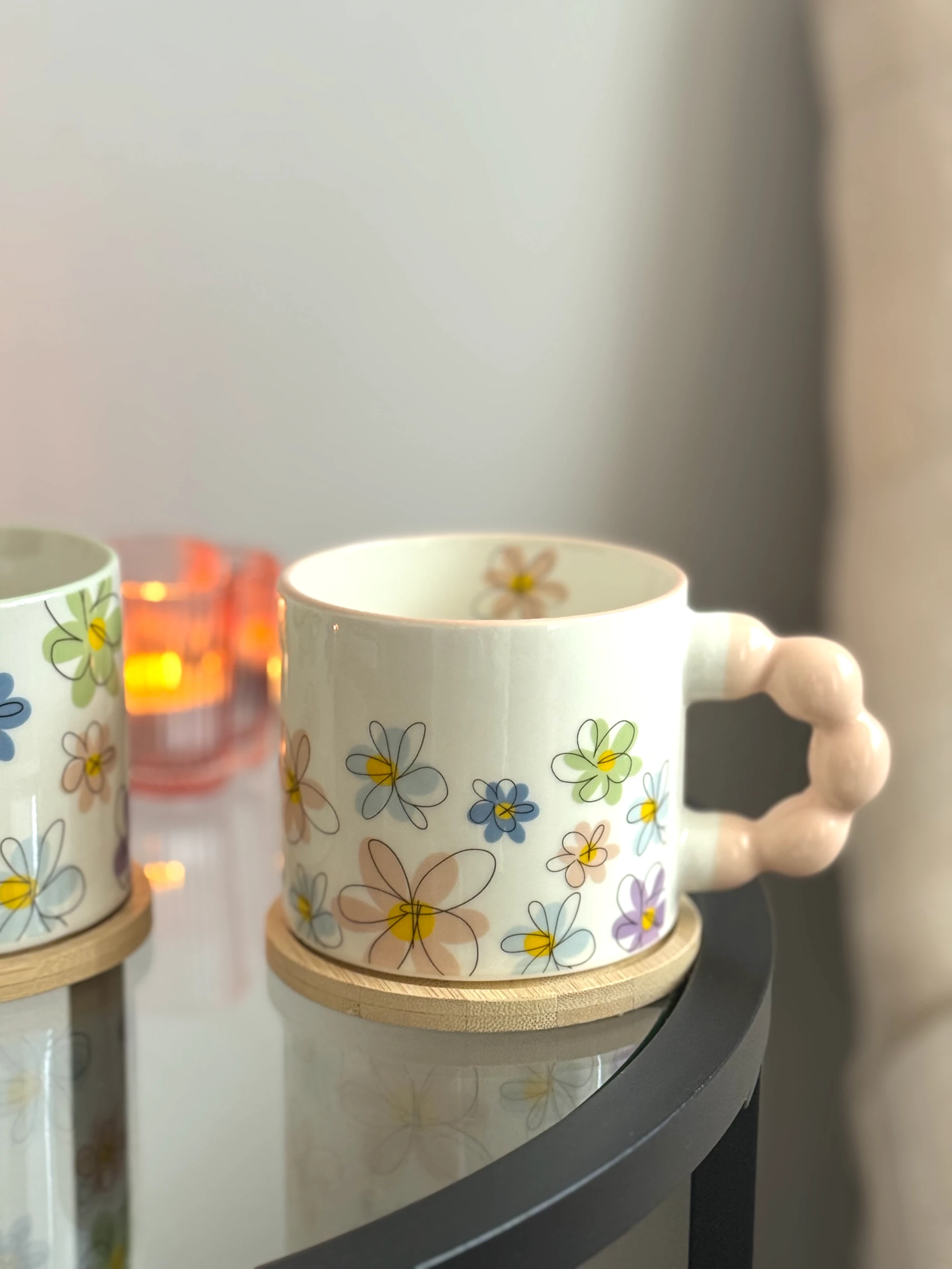 Becher Blumen Perlen Rosa