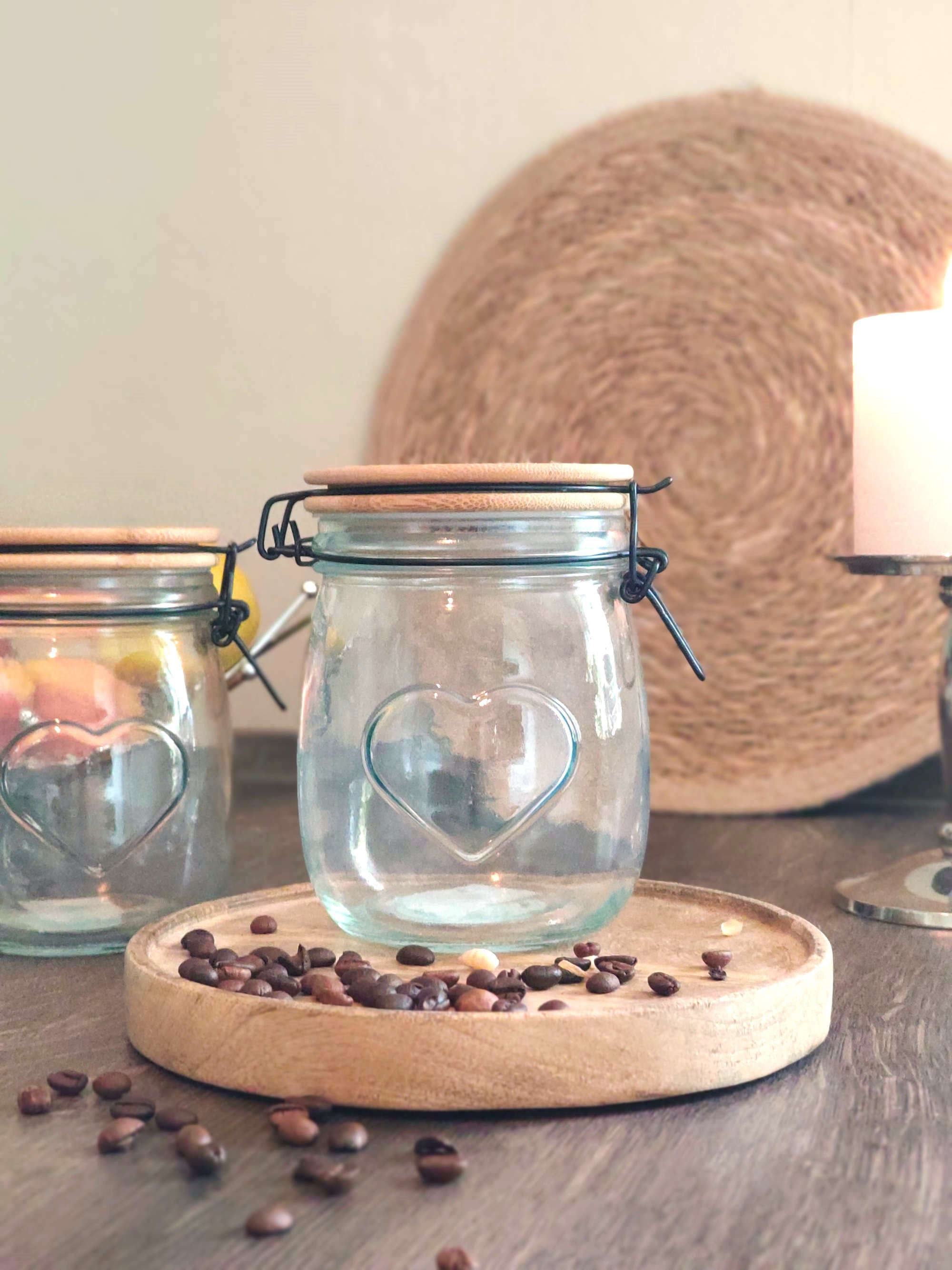 Vorratsglas mit Bambusdeckel und Herz Aufdruck