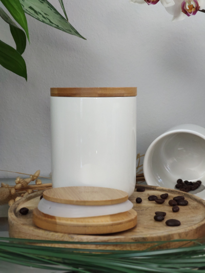 Keramikbehälter mit Bambusdeckel