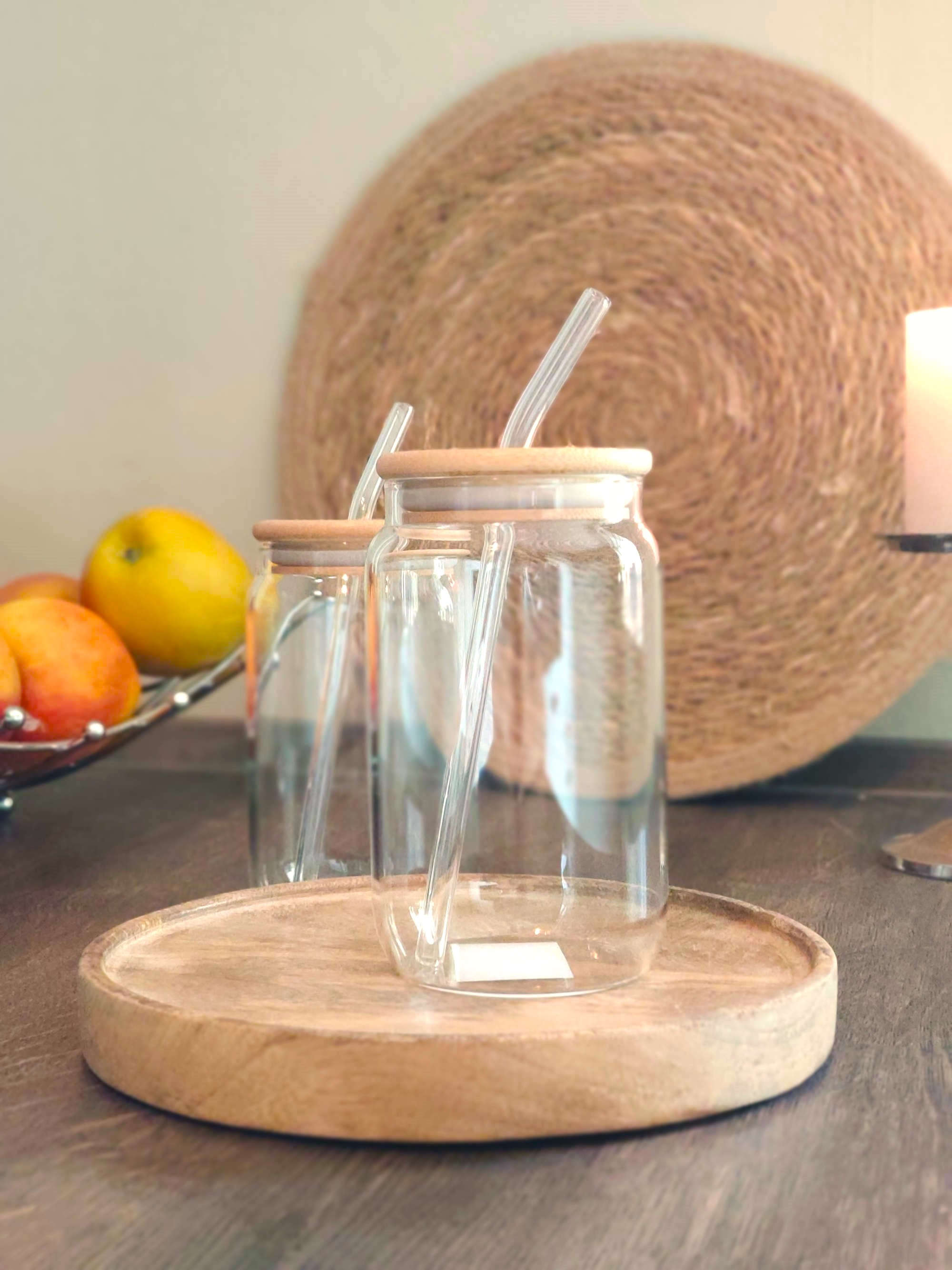 Trinkglas mit Bambusdeckel und Glasstrohhalm 470ml mit Dekoration