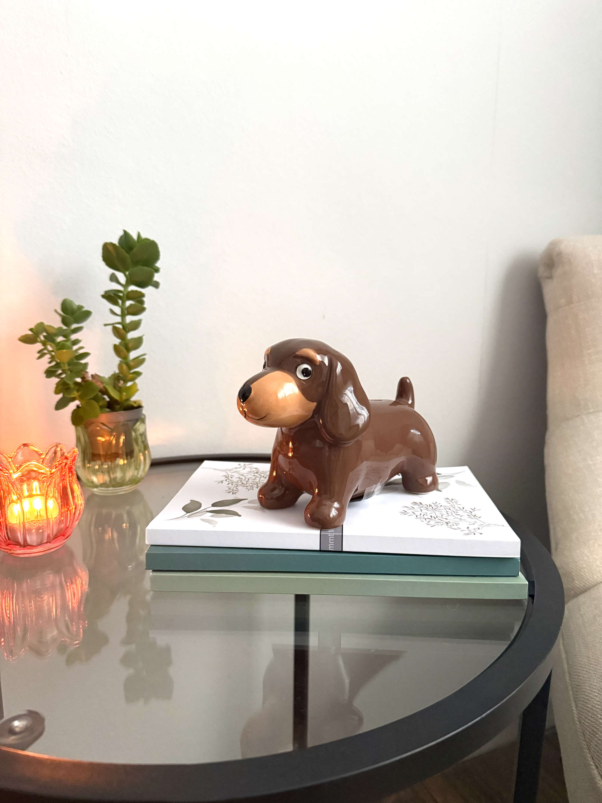 Spardose aus Keramik Hund Dackel Braun