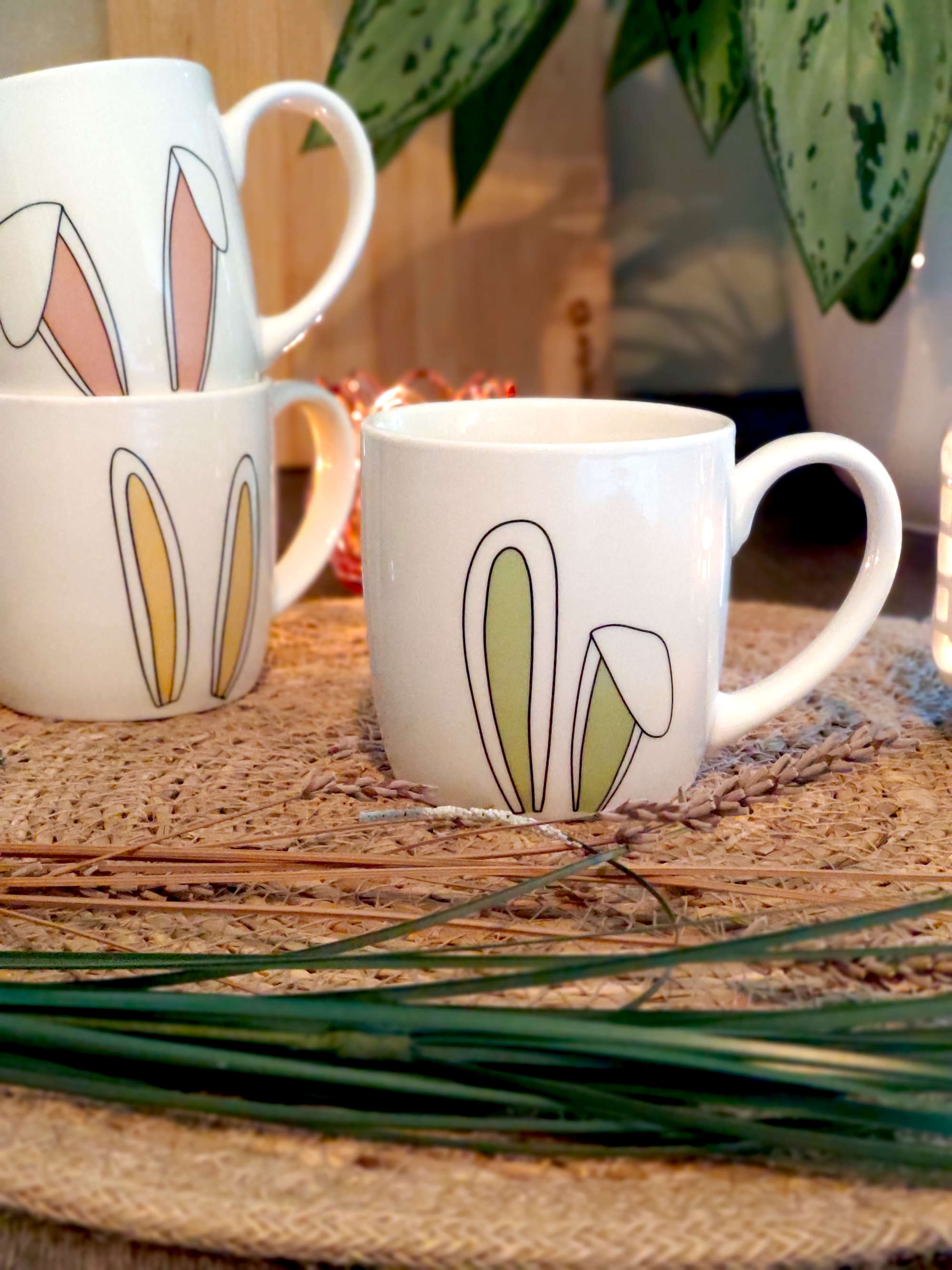 Produktbild Becher Becher Hasenohren aus Porzellan gruen