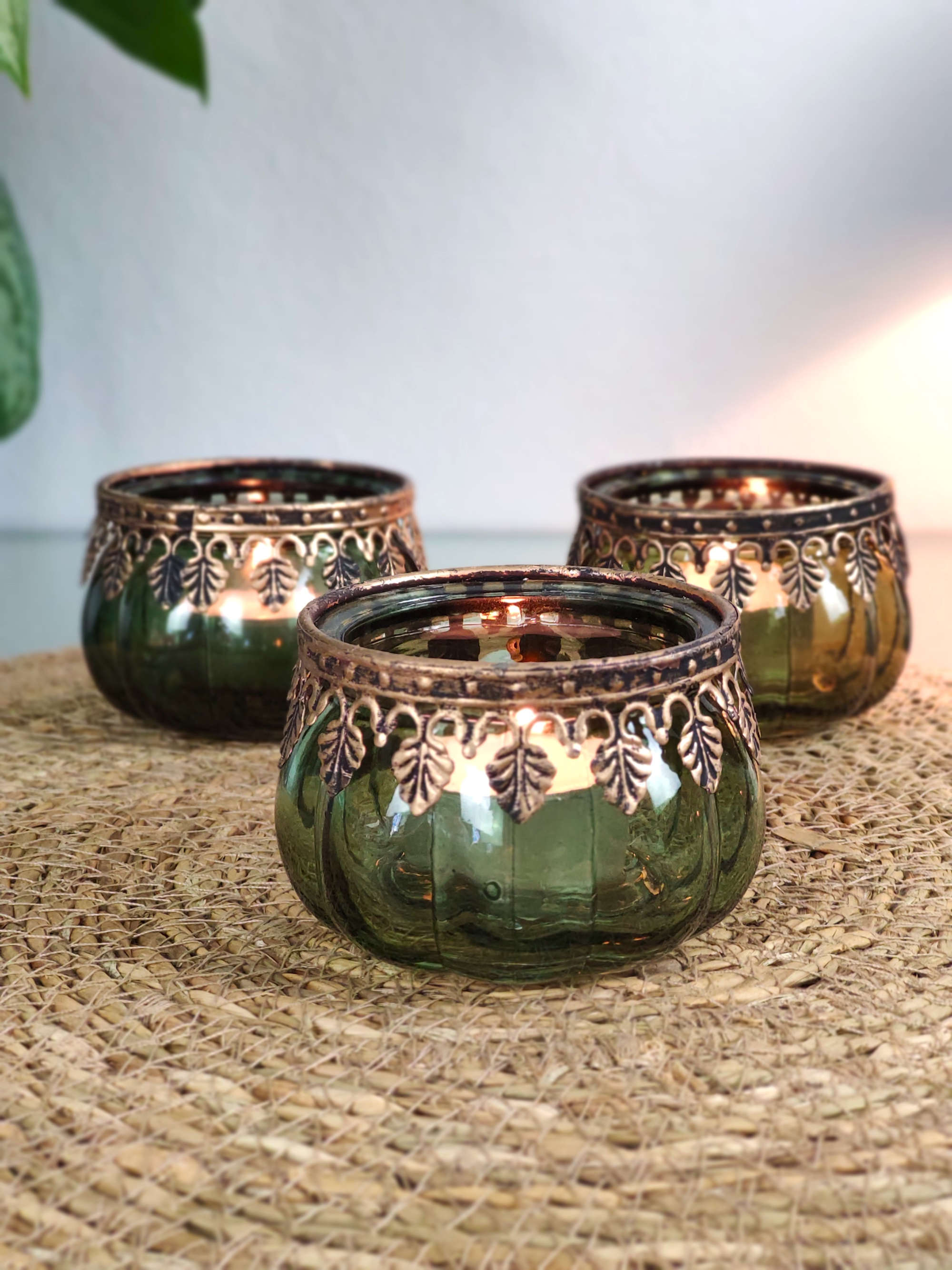 Produktbild Teelichthalter Drei gruene Teelichthalter