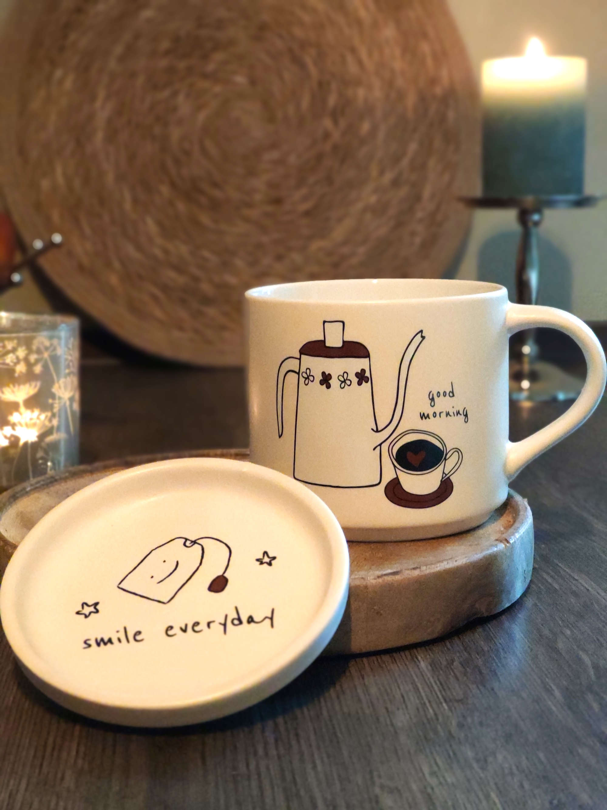 Teebecher mit Deckel mit Motiv und Spruch good